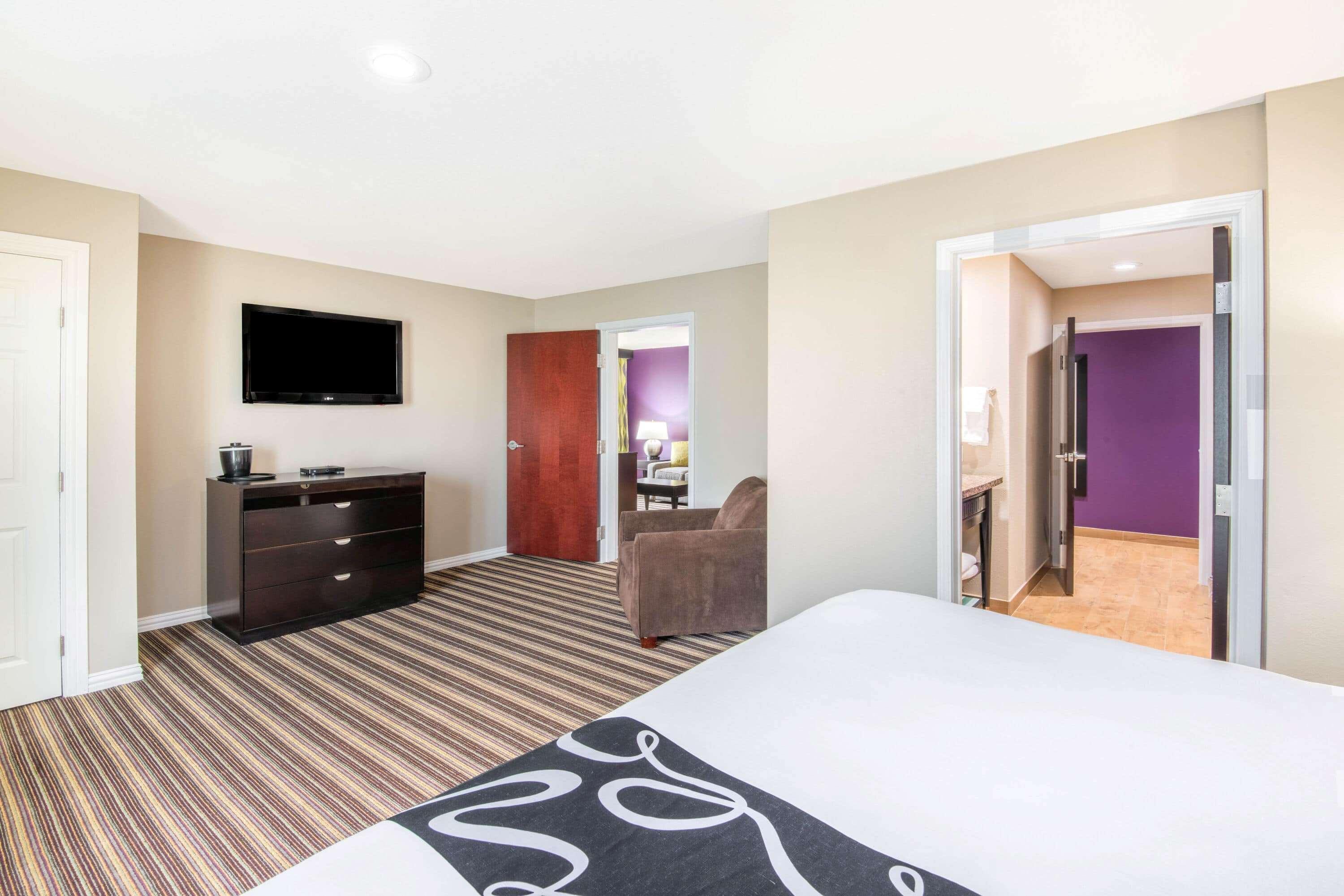 Hotel Express & - By Ihg 3*