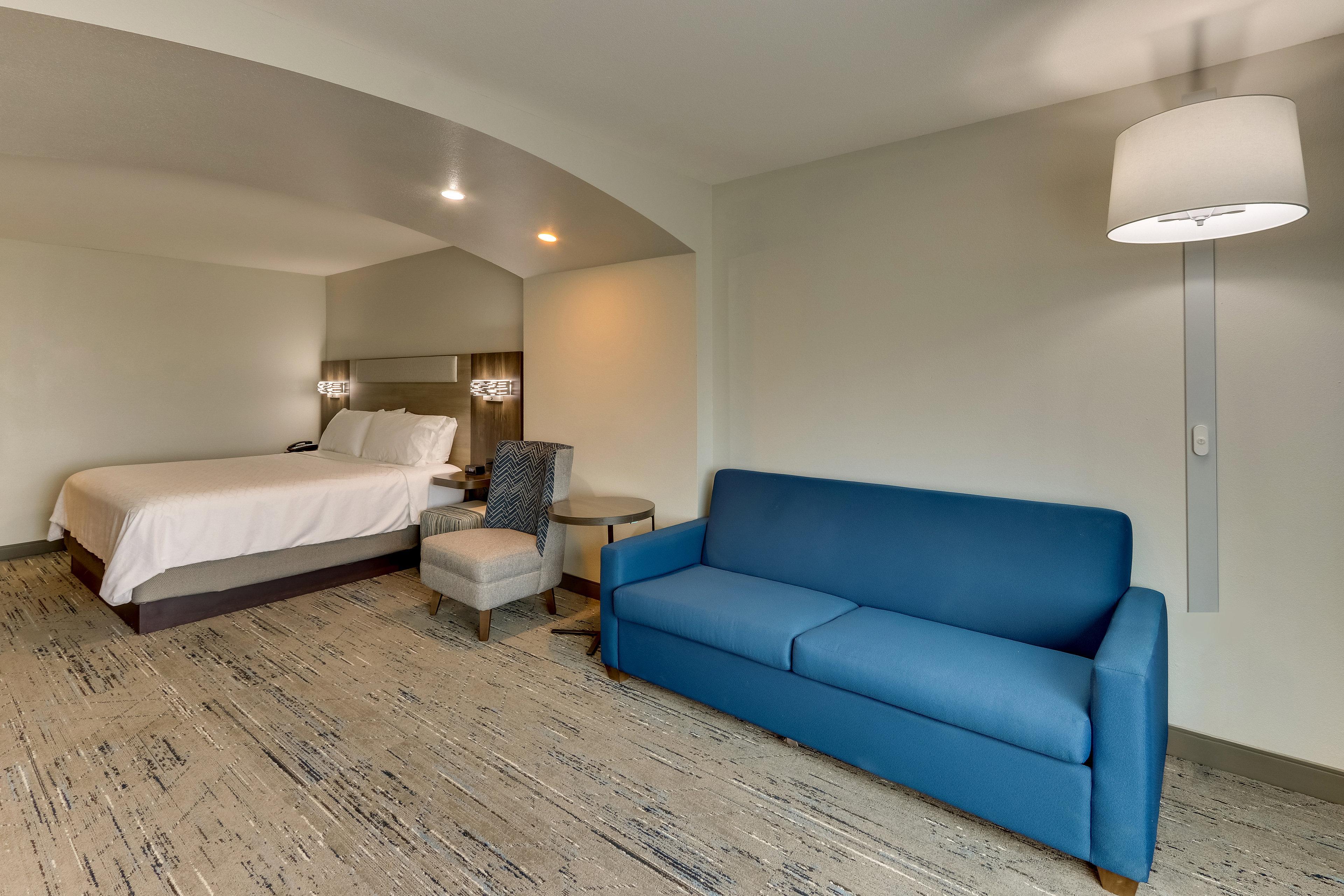 Express & - By Ihg Hotel 3*