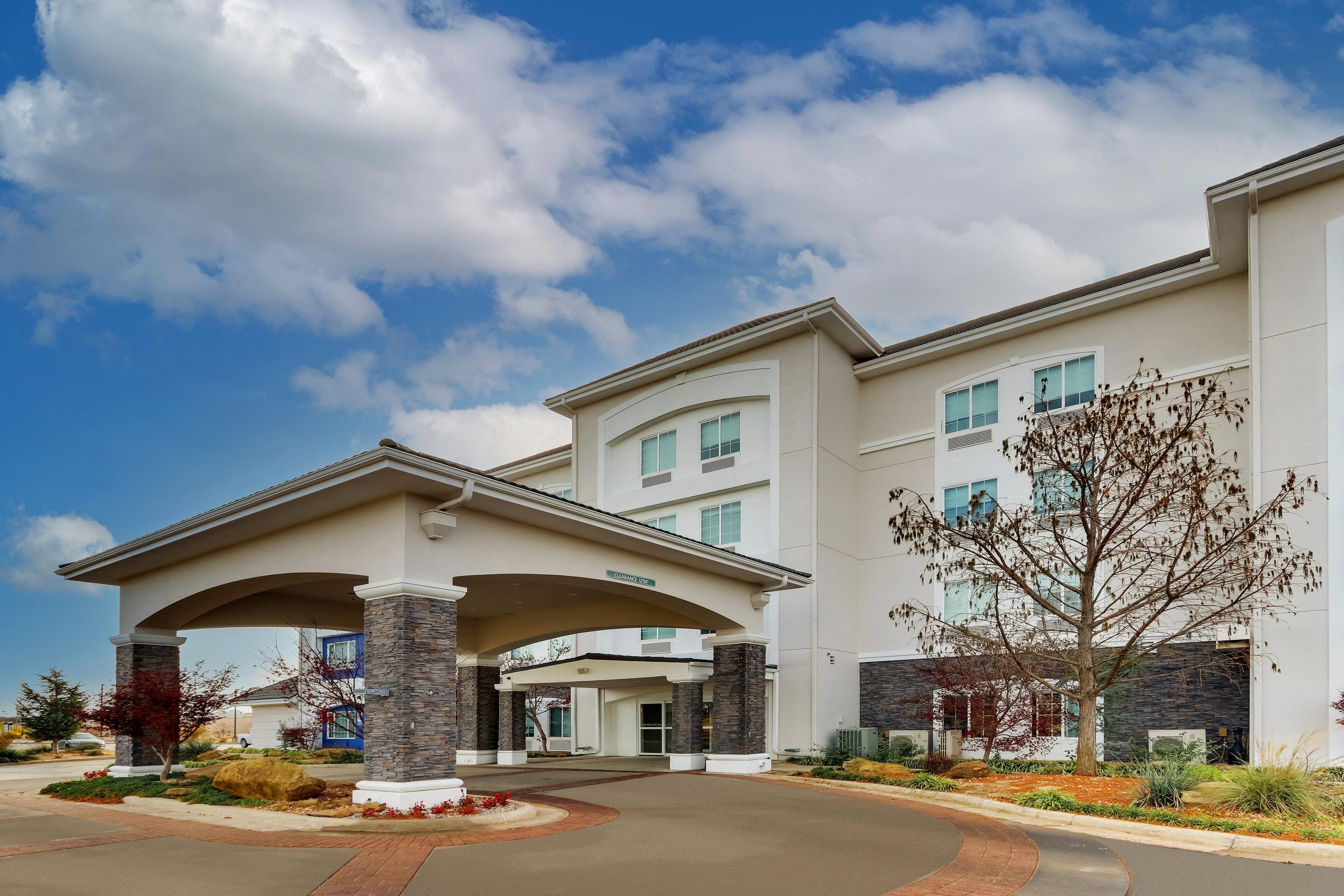 Express & - By Ihg Hotel 3*