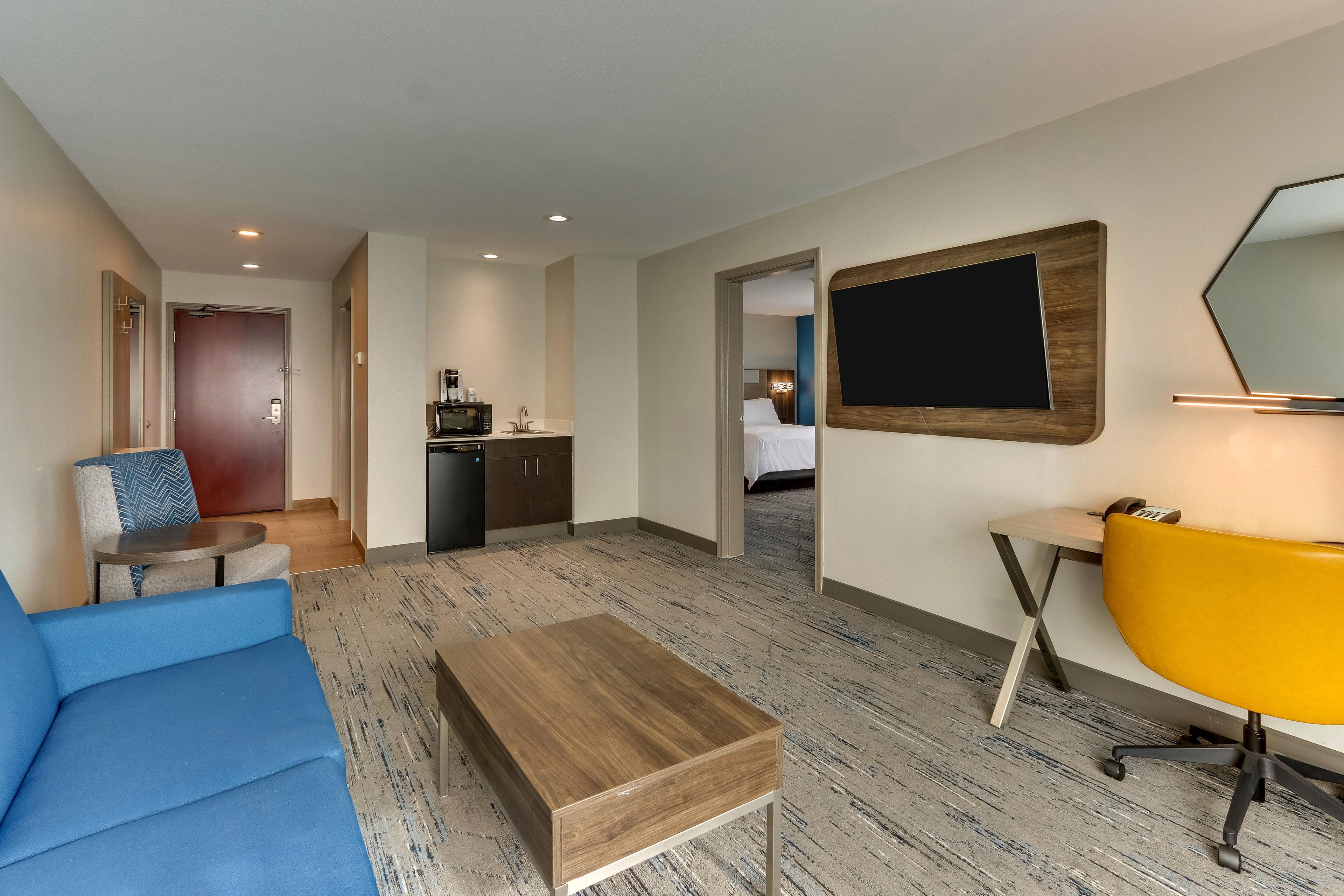 Express & - By Ihg